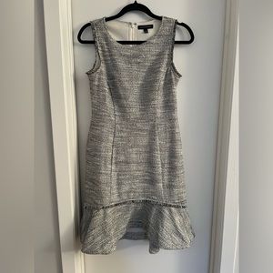 Banana Republic dress size 4 not new